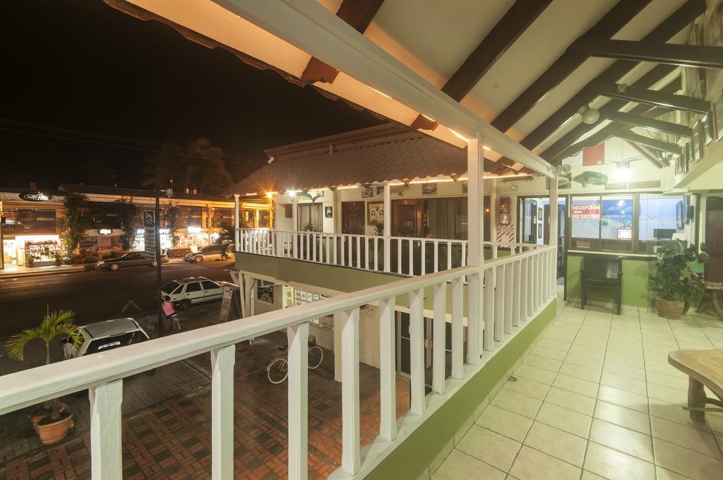 Cadillac Rock Beach Hotel Jacó Екстериор снимка