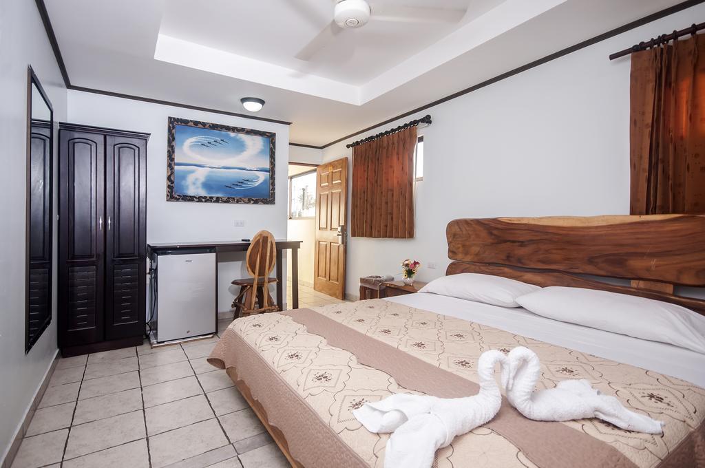 Cadillac Rock Beach Hotel Jacó Стая снимка