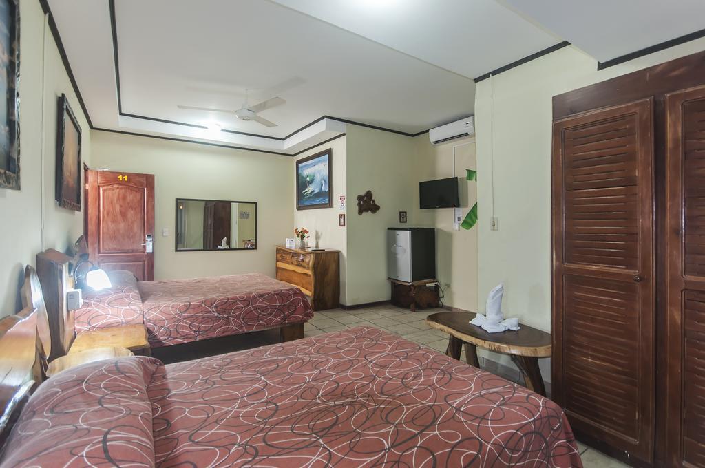 Cadillac Rock Beach Hotel Jacó Стая снимка