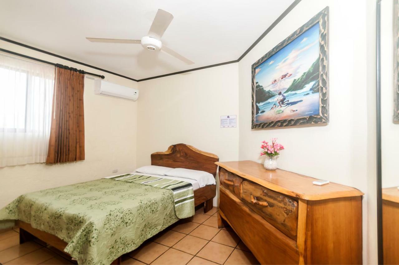 Cadillac Rock Beach Hotel Jacó Екстериор снимка
